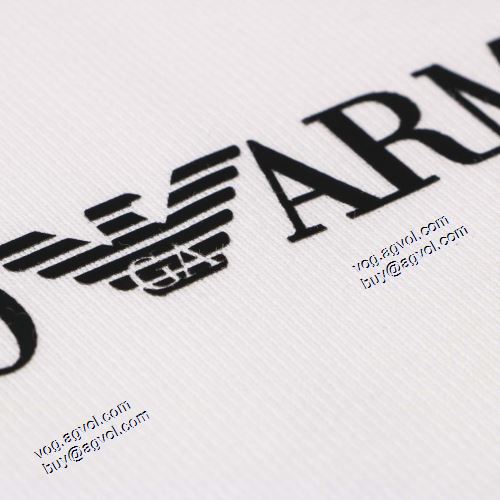 2色可選 長袖Tシャツ 暖かみのある肌触り 人気販売中 EMPORIO ARMANIスーパーコピー 2021秋冬 アルマーニ ARMANI