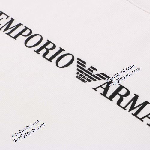 2色可選 長袖Tシャツ 暖かみのある肌触り 人気販売中 EMPORIO ARMANIスーパーコピー 2021秋冬 アルマーニ ARMANI