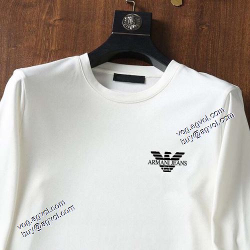 EMPORIO ARMANIブランド 偽物 通販 豊富なサイズ 2色可選  2021秋冬 アルマーニ ARMANI 長袖Tシャツ ラウンドネック シンプル