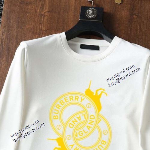 長袖Tシャツ 自然な肌触り 綺麗に決まるフォルム！ 2021秋冬バーバリー BURBERRY 2色可選 バーバリースーパーコピー