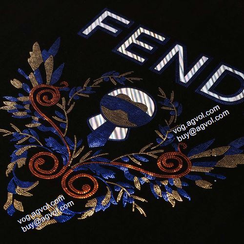2色可選 2021秋冬 フェンディ FENDI 長袖Tシャツ 綿/コットン 今買い◎得 フェンディブランド コピー
