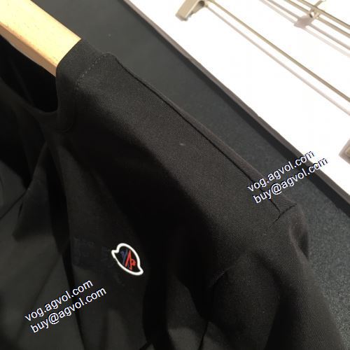 長袖Tシャツ 流行に関係な 2021秋冬 モンクレール MONCLER 3色可選 綺麗に決まるフォルム！モンクレールブランド 偽物 通販