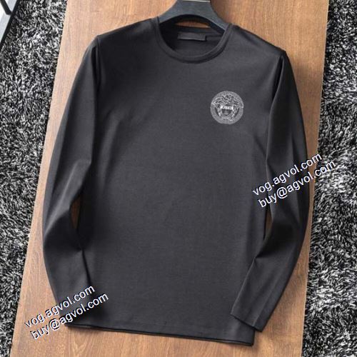 長袖Tシャツ 2色可選 縦には伸びにくい 人気ブランド ヴェルサーチコピー ブランド 2021秋冬 ヴェルサーチVERSACE