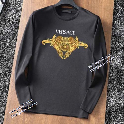 2021秋冬 ヴェルサーチVERSACE 海外セレブ愛用 ヴェルサーチブランド 偽物 通販 長袖Tシャツ 綿/コットン 2色可選