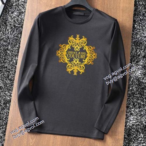 2色可選 長袖Tシャツ 今買い◎得 2021秋冬 ヴェルサーチVERSACE ヴェルサーチスーパーコピー 激安 快適な着心地