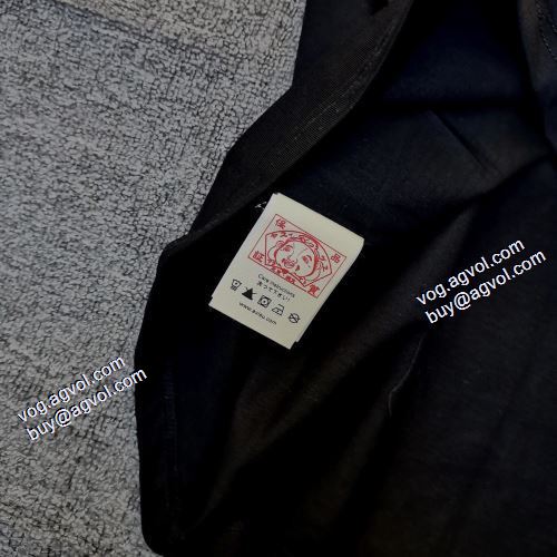 サイズ豊富 2021春夏 自分らしいスタイリング Tシャツ エヴィス EVISU エヴィス ブランドスーパーコピー 2色可選