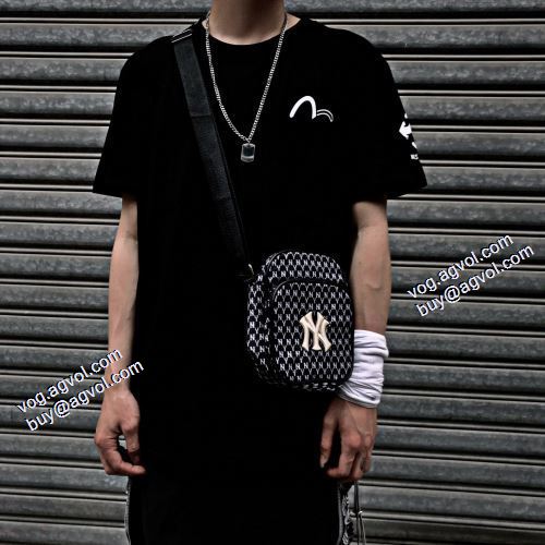 エヴィス ブランド コピー 2021春夏 Tシャツ 風合いが出る エヴィス EVISU 自分らしいスタイリング 2色可選