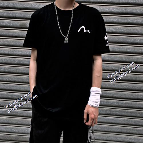 エヴィス ブランド コピー 2021春夏 Tシャツ 風合いが出る エヴィス EVISU 自分らしいスタイリング 2色可選