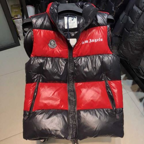 カジュアルに着こなせるデザイン 上品な色合い 早くも完売している 2021秋冬 モンクレール MONCLER ベスト ダウンジャケット モンクレールコピー  