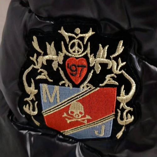 ダウンジャケット モンクレールコピーブランド ベスト 2021秋冬 モンクレール MONCLER 重さを感じず 柔らかい おしゃれに絶大な人気の 