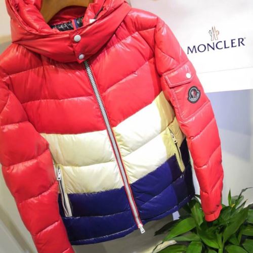 何にでも合わせ易く格好良く決まる 芸能人に愛用者続出 2021秋冬 モンクレール MONCLER 保温性を発揮する ダウンジャケット モンクレールブランドスーパーコピー  