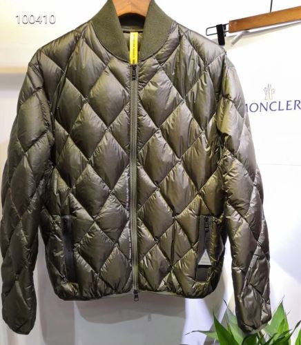 ショートパンツ 確定となる上品 2021秋冬 モンクレール MONCLER 2色可選 ダウンジャケット モンクレールブランドコピー 自信有りの一着 保温効果は抜群 