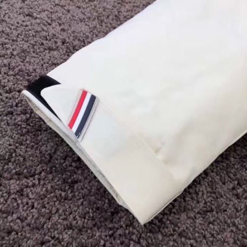 自信有りの一着 絶大な人気を誇る ワンランク上のアウターウエア 2021秋冬 モンクレール MONCLER ダウンジャケット モンクレールスーパーコピー  2色可選 