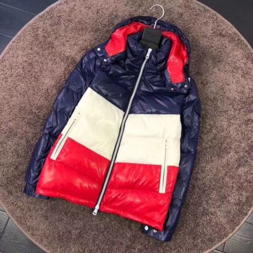 2色可選 2021秋冬 モンクレール MONCLER ダウンジャケット モンクレールコピー ランキング1位 カジュアルに着こなせるデザイン フード部分は取り外し可能 