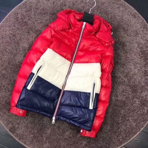 2色可選 2021秋冬 モンクレール MONCLER ダウンジャケット モンクレールコピー ランキング1位 カジュアルに着こなせるデザイン フード部分は取り外し可能 