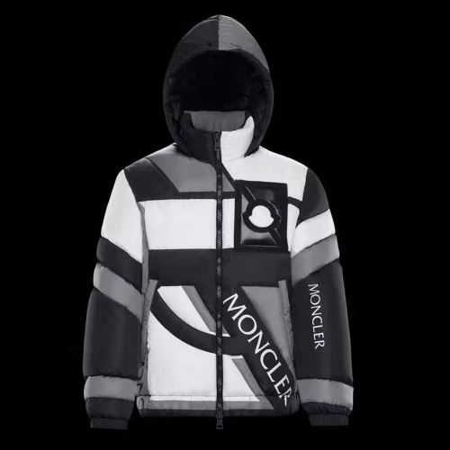 フードづき 2021秋冬 モンクレール MONCLER ダウンジャケット モンクレールコピー ダンジャケット一枚で過ごせる）先行販売 上品  