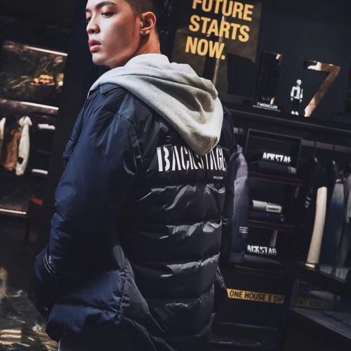 着心地 の良い 2021秋冬 モンクレール MONCLER 2色可選 ダウンジャケット モンクレールブランド 偽物 通販 カジュアルに着こなせるデザイン 豊富なサイズ