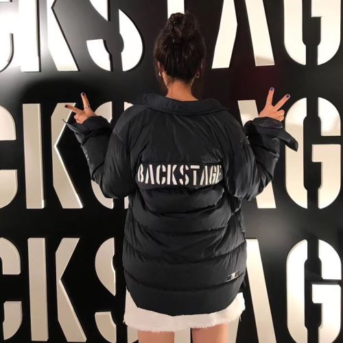 着心地 の良い 2021秋冬 モンクレール MONCLER 2色可選 ダウンジャケット モンクレールブランド 偽物 通販 カジュアルに着こなせるデザイン 豊富なサイズ