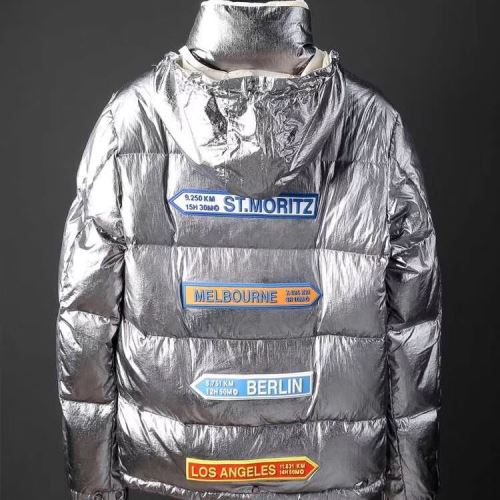 個性的 モンクレールスーパーコピー 激安 ダウンジャケット 2021秋冬 モンクレール MONCLER フードづき 防湿性に優れ 寒さに打ち勝つ   