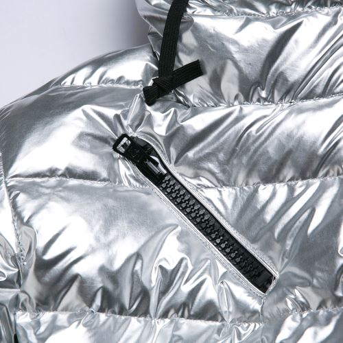 2021秋冬 モンクレール MONCLER ダウンジャケット モンクレールブランド コピー 軽量ダウン 高品質 人気 風も通さない 着心地 の良い  