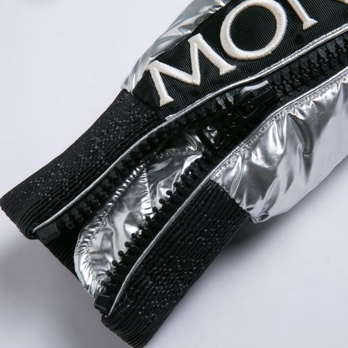2021秋冬 モンクレール MONCLER ダウンジャケット モンクレールブランド コピー 軽量ダウン 高品質 人気 風も通さない 着心地 の良い  
