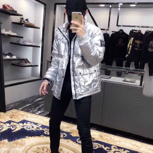 上品な輝きを放つ形 2021秋冬 モンクレール MONCLER ダウンジャケット モンクレールブランド 偽物 通販 寒さに打ち勝つ 何にでも合わせ易く格好良く決まる 