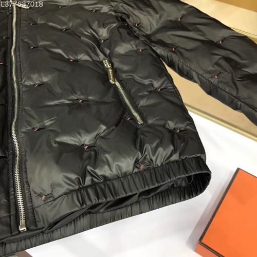 2色可選 オリジナル ダウンジャケット ブルゾン モンクレールブランドスーパーコピー 2021秋冬 モンクレール MONCLER 薄着でも十分過ごせるこの冬絶対に重宝する一着 フードづき