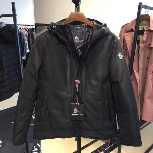 フード部分は取り外し可能 2021秋冬 モンクレール MONCLER ダウンジャケット モンクレールスーパーコピー 存在感のある 防寒具としての機能もバッチリ  