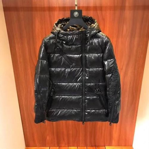 ポップ ダウンジャケット モンクレールコピー フィルパワーの高い 重さを感じず 2021秋冬 モンクレール MONCLER 防湿性に優れ 