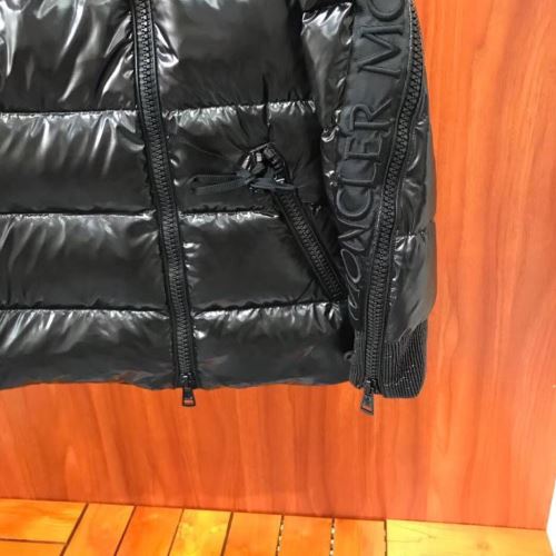 ポップ ダウンジャケット モンクレールコピー フィルパワーの高い 重さを感じず 2021秋冬 モンクレール MONCLER 防湿性に優れ 