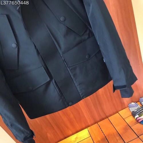 スタイリッシュなデザイン ファッション 人気 2021秋冬 モンクレール MONCLER ダウンジャケット モンクレールコピー ブランド 肌寒い季節に欠かせない 