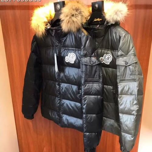 2021秋冬 モンクレール MONCLER モンクレールブランド コピー ダウンジャケット 活用できるアイテム 2色可選 フードづき 保温性を発揮する