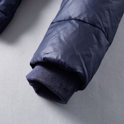 2021秋冬 快適な着心地をキープ モンクレールコピー モンクレール MONCLER 海外限定ライン ダウンジャケット スタイリッシュなデザイン