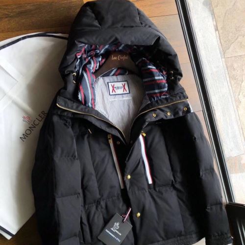 長く愛用できる 争奪戦必至 2021秋冬 モンクレール MONCLER モンクレールスーパーコピー 激安 ダウンジャケット 身体を保温できる 