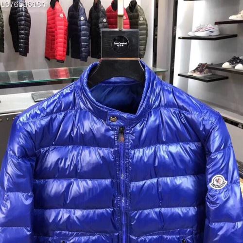 実用性に溢れるアイテム モンクレール偽物ブランド 3色可選 2021秋冬 モンクレール MONCLER ダウンジャケット 重さを感じず 薄着でも十分過ごせるこの冬絶対に重宝する一着 