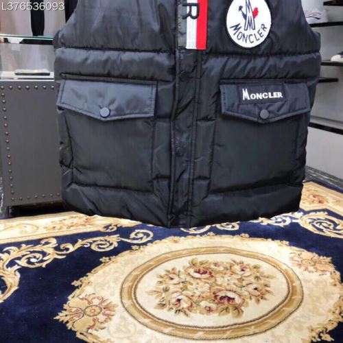 軽くて暖かい ポケットづき 2021秋冬 モンクレールブランドスーパーコピー モンクレール MONCLER モンクレールスーパーコピー おしゃれに絶大な人気の ベスト 綿入れ   