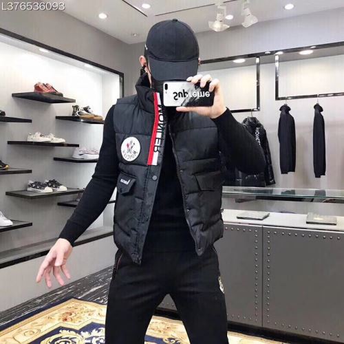 軽くて暖かい ポケットづき 2021秋冬 モンクレールブランドスーパーコピー モンクレール MONCLER モンクレールスーパーコピー おしゃれに絶大な人気の ベスト 綿入れ   