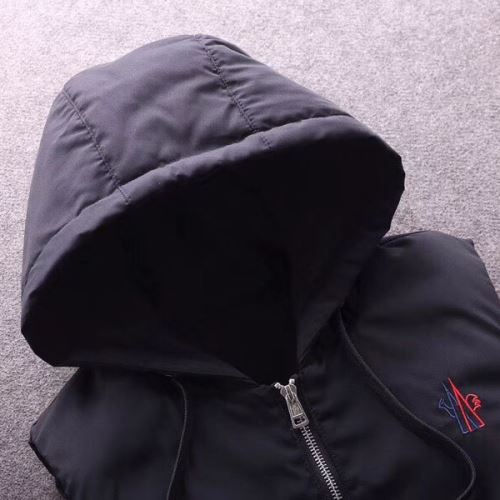 使い勝手が良く ダウンジャケット ベスト 2021秋冬 モンクレールコピー モンクレール MONCLER ショートパンツ 確定となる上品 汚れしにくい 