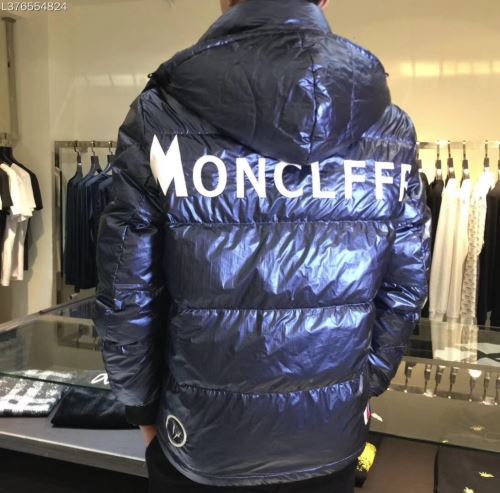モンクレールスーパーコピー 激安 2021秋冬 モンクレール MONCLER 人気 ランキング 2色可選 ワンランク上のアウターウエア 重さを感じず ダウンジャケット