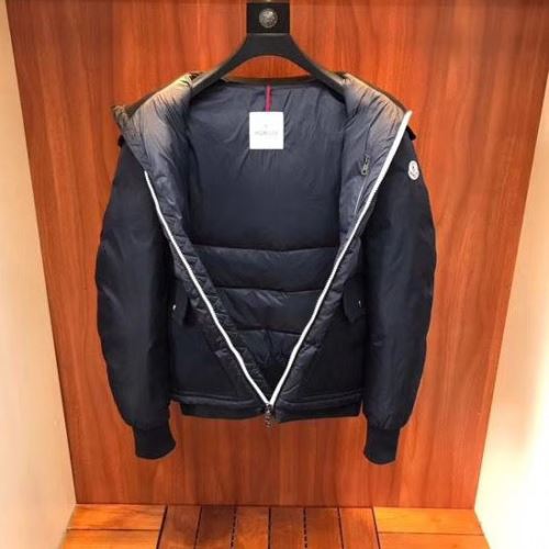 モンクレールスーパーコピー 存在感のある 2021秋冬 モンクレール MONCLER ダウンジャケット 保温効果は抜群 着心地がクセになる 