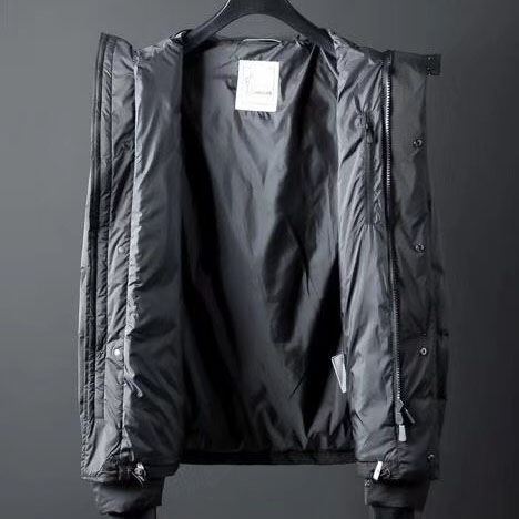 2021秋冬 モンクレール MONCLER モンクレールブランド コピー フードづき 上品上質 ダウンジャケット 肌寒い季節に欠かせない 