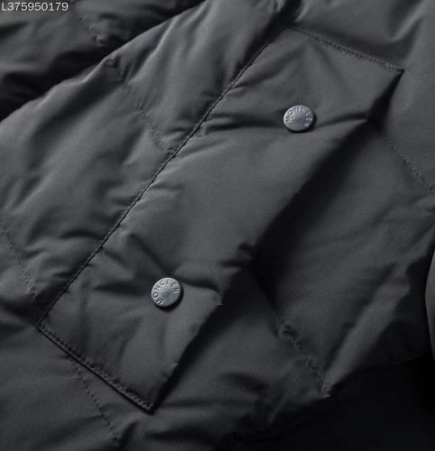 2021秋冬 モンクレール MONCLER モンクレールブランド コピー フードづき 上品上質 ダウンジャケット 肌寒い季節に欠かせない 