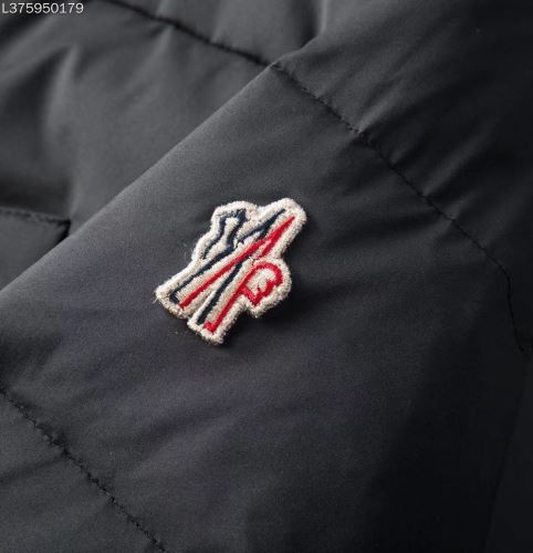 2021秋冬 モンクレール MONCLER モンクレールブランド コピー フードづき 上品上質 ダウンジャケット 肌寒い季節に欠かせない 