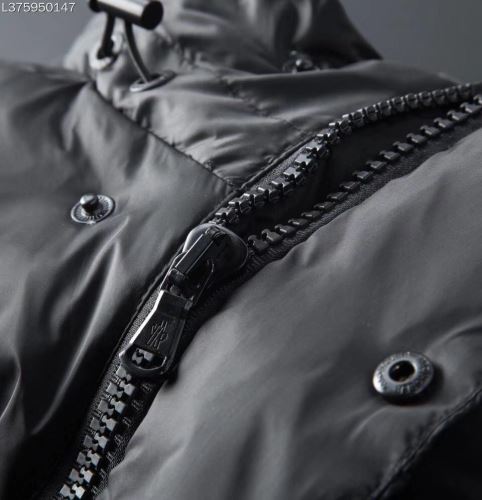 選べる極上 軽量ダウンジャケット 2021秋冬 モンクレールコピー モンクレール MONCLER 2色可選 ダウンジャケット フード取り外し不可 