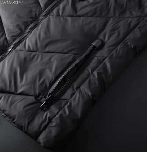 選べる極上 軽量ダウンジャケット 2021秋冬 モンクレールコピー モンクレール MONCLER 2色可選 ダウンジャケット フード取り外し不可 