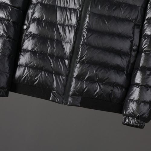 2色可選 重さを感じず 寒さに打ち勝つ モンクレール偽物ブランド 2021秋冬 モンクレール MONCLER サイズ豊富 ダウンジャケット
