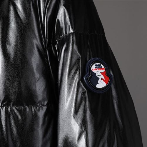 2021秋冬 モンクレール MONCLER モンクレールブランド コピー スタイリッシュな印象 ダウンジャケット 撥水、透湿機能があり 防風性に優れ