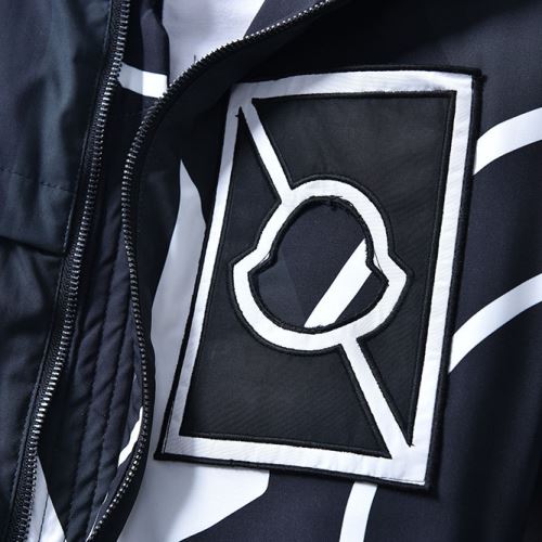 ワンランク上のアウターウエア 2021秋冬 モンクレール MONCLER モンクレールコピー ブランド デザイン性の高い ダウンジャケット 高級感ある　