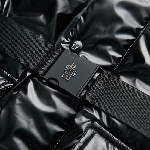 2021秋冬 モンクレール MONCLER モンクレールブランド コピー 海外限定ライン ダウンジャケット 真冬でも温かく過ごせる ワンランク上のアウターウエア 