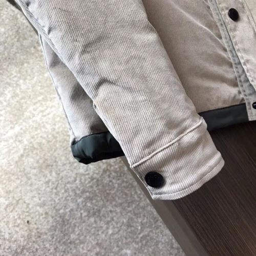 肌寒い季節に欠かせない ダウンジャケット 長く愛用できる 2021秋冬 モンクレール MONCLER おしゃれに絶大な人気の モンクレールコピーブランド 2色可選